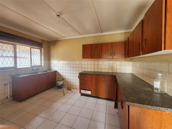 3 Bed Apartment