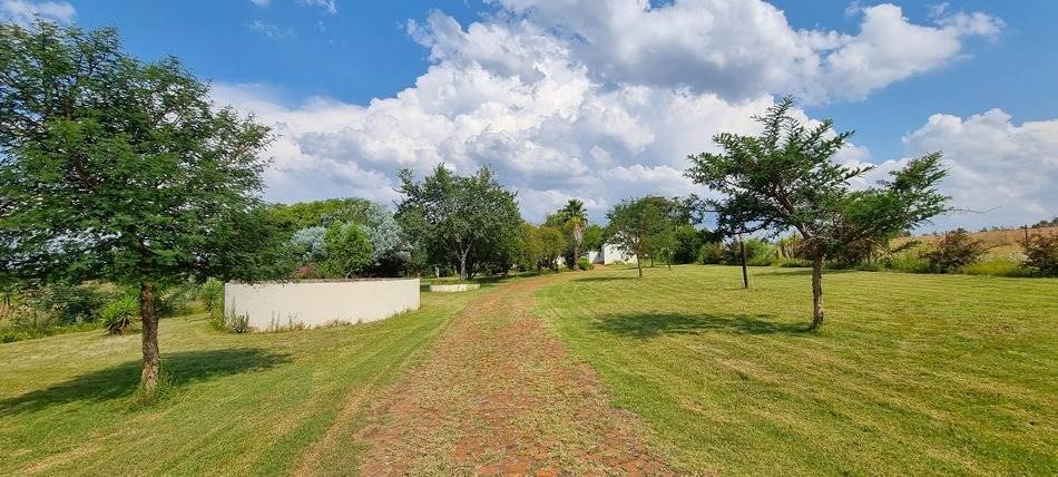 8.6 ha Land available in Rietfontein photo number 11