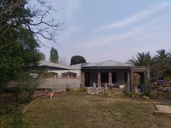 4 Bedroom House 4 Bedroom House