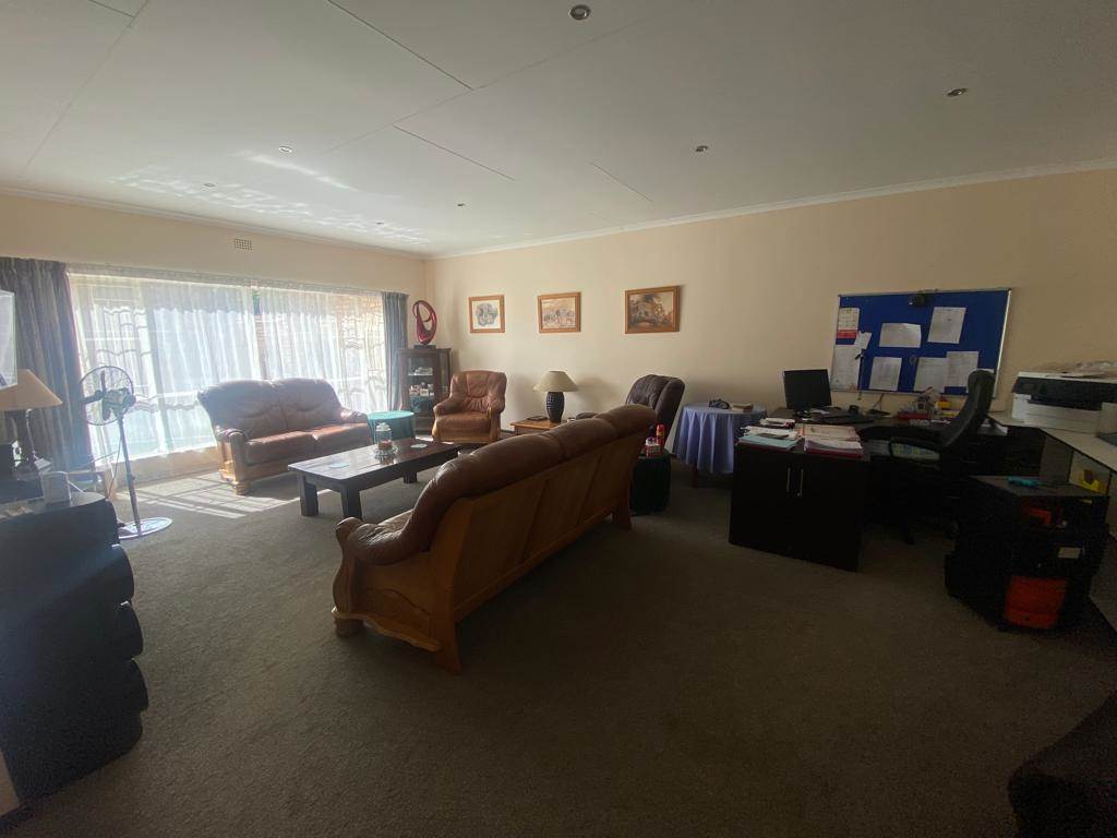 3 Bed Townhouse in Northmead photo number 5