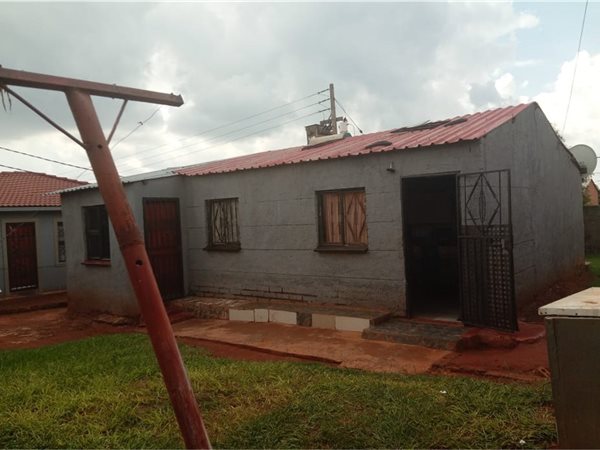 2 Bedroom House