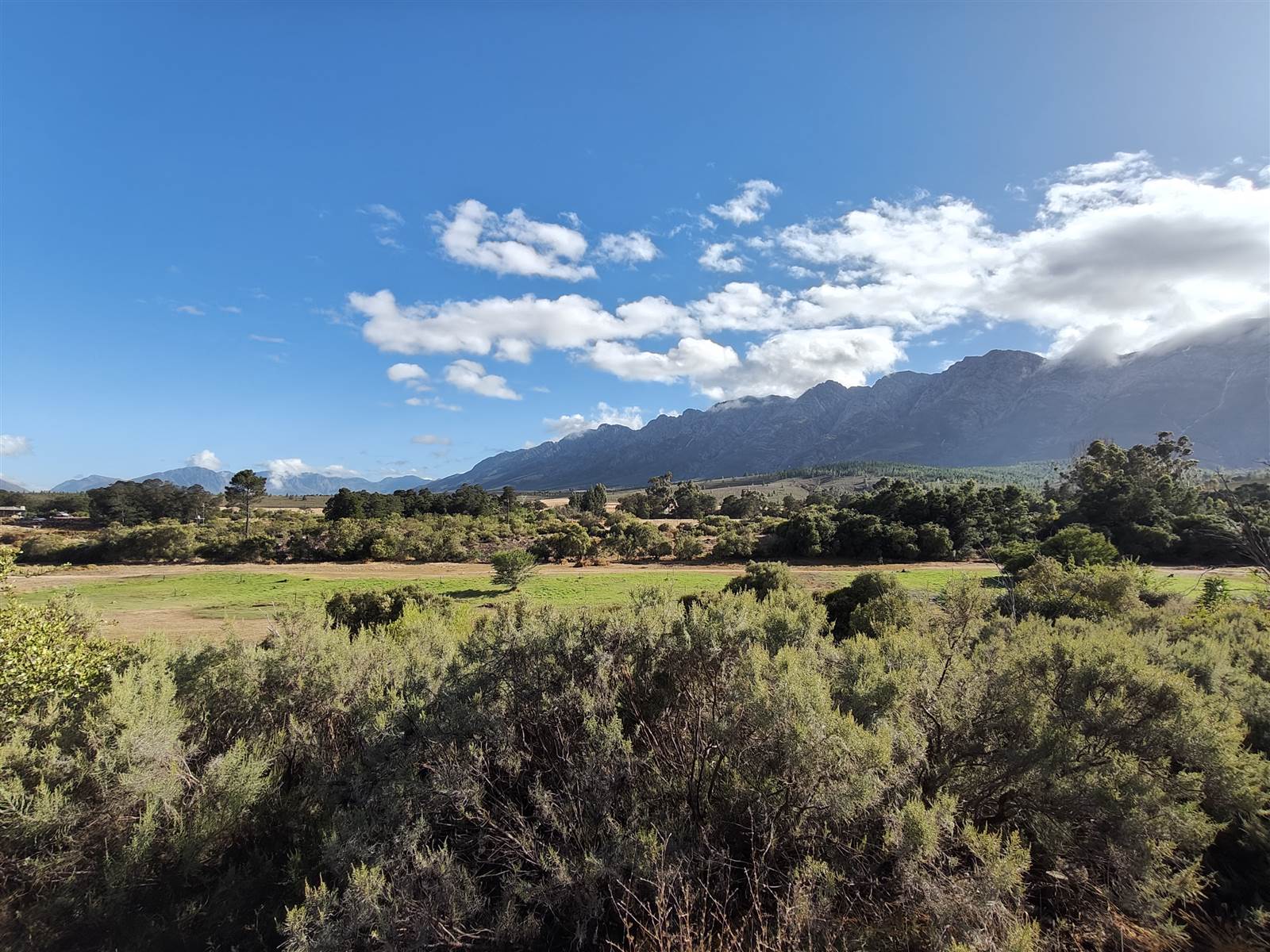 1100 m² Land available in Tulbagh photo number 1