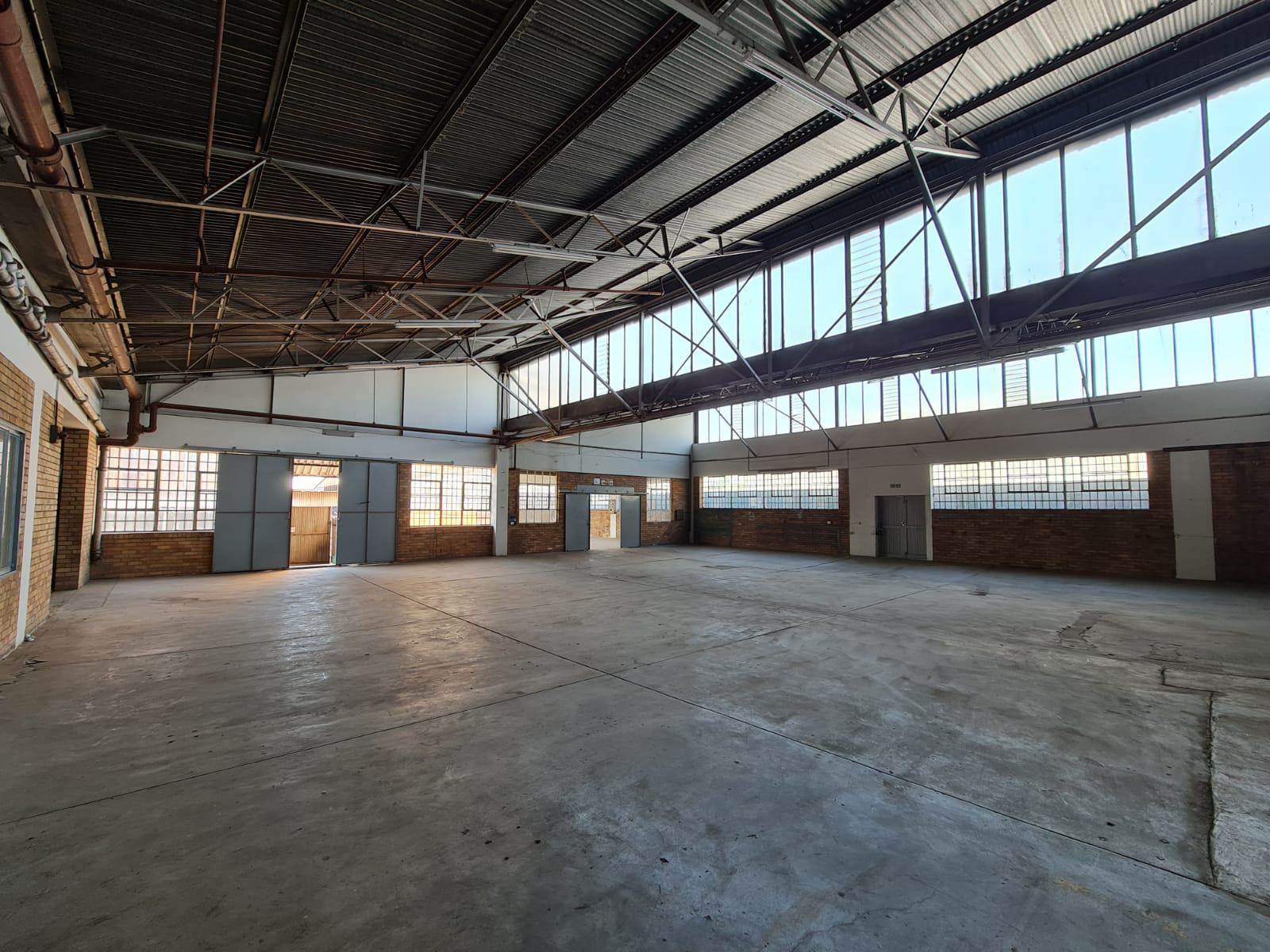 926  m² Industrial space in Benrose photo number 9