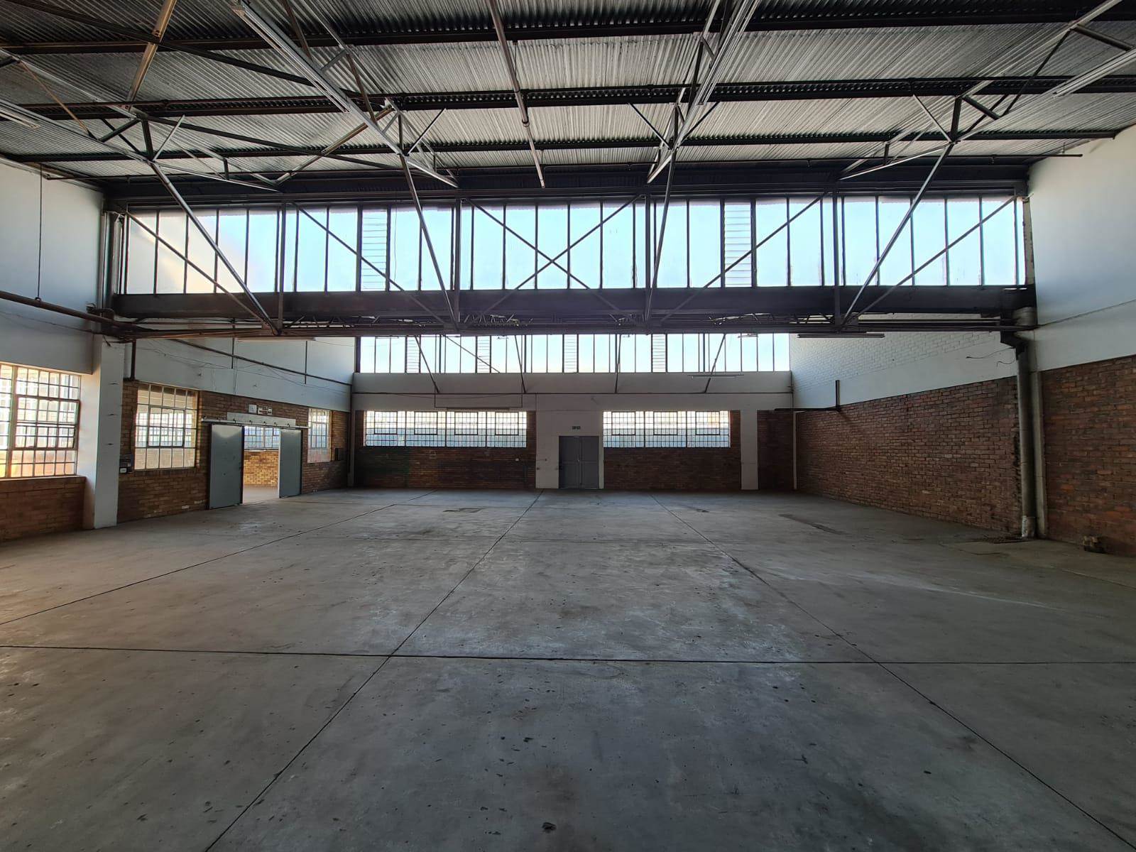 926  m² Industrial space in Benrose photo number 4