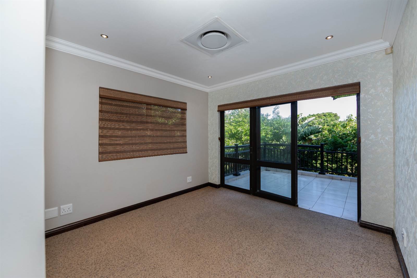 3 Bed Townhouse in Zimbali Estate photo number 23