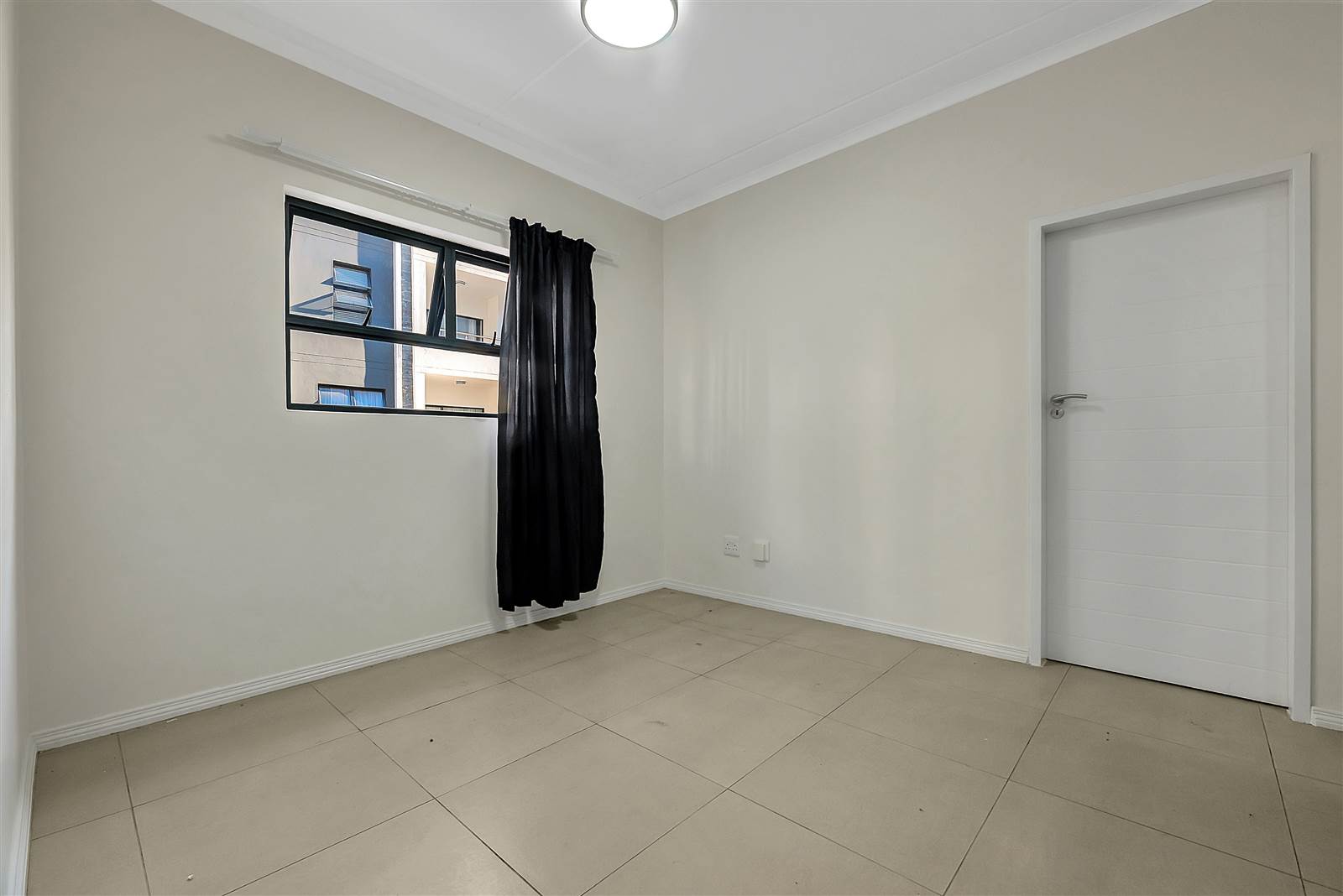 1 Bed Apartment in Erand Gardens photo number 7