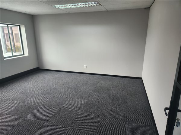 269  m² Office Space