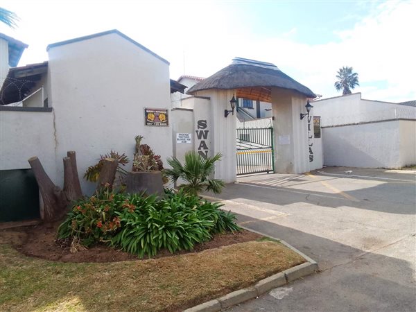 2 Bed Apartment in Randfontein