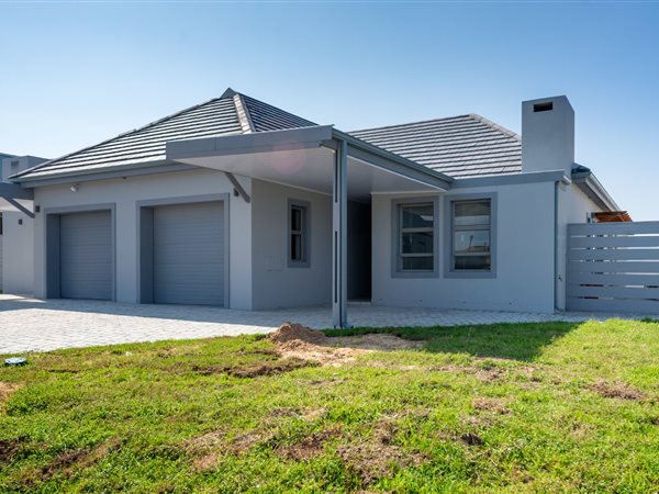 3 Bedroom Townhouse 3 Bedroom Townhouse