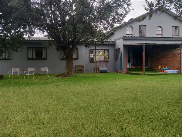 3 Bedroom House 3 Bedroom House