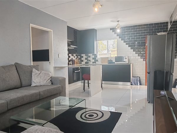 1 Bedroom Townhouse