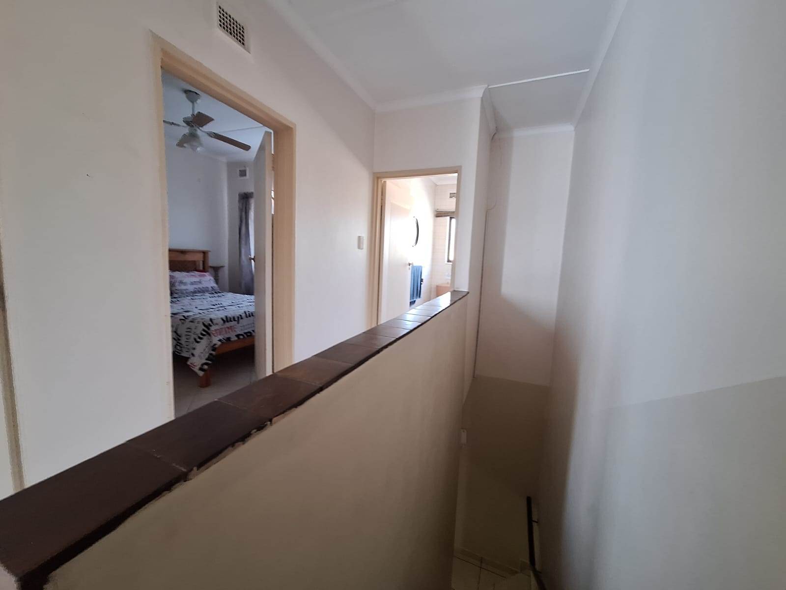 2 Bed Duplex in Amanzimtoti photo number 12