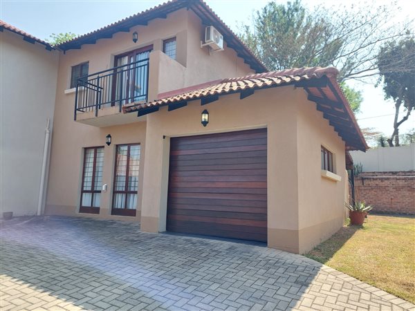3 Bedroom Townhouse 3 Bedroom Townhouse