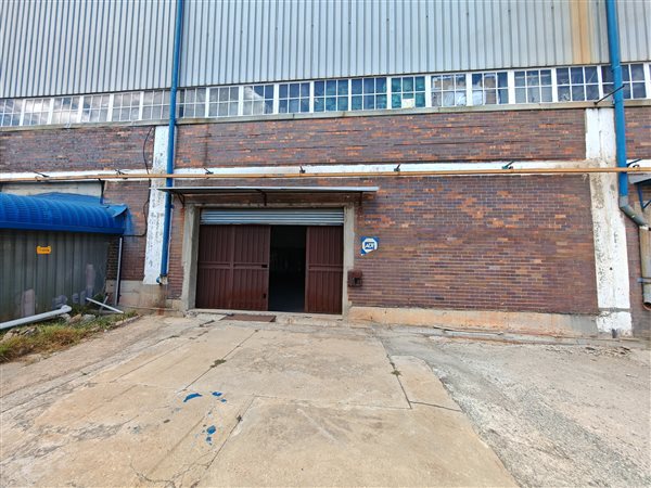 750  m² Industrial space