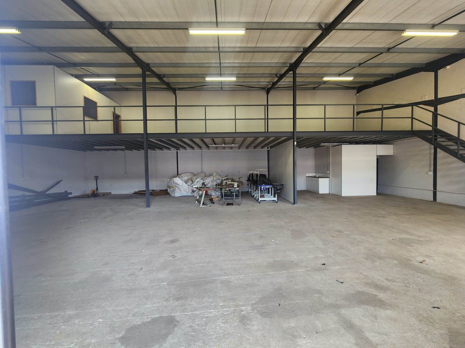 330  m² Commercial space in Mkondeni photo number 11