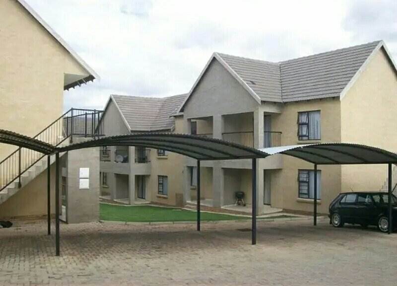 1 Bed Apartment in Wilkoppies photo number 2