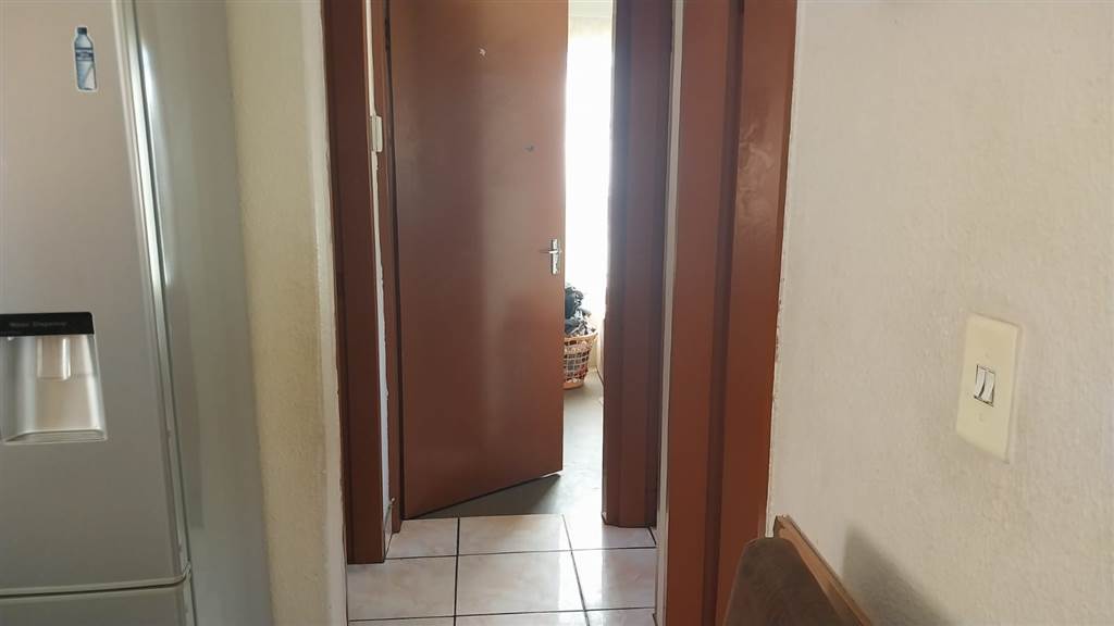 2 Bed House in Katlehong photo number 30