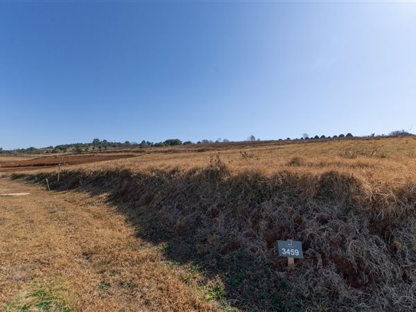 763 m² Land