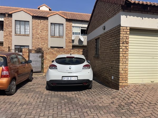 2 Bedroom House 2 Bedroom House