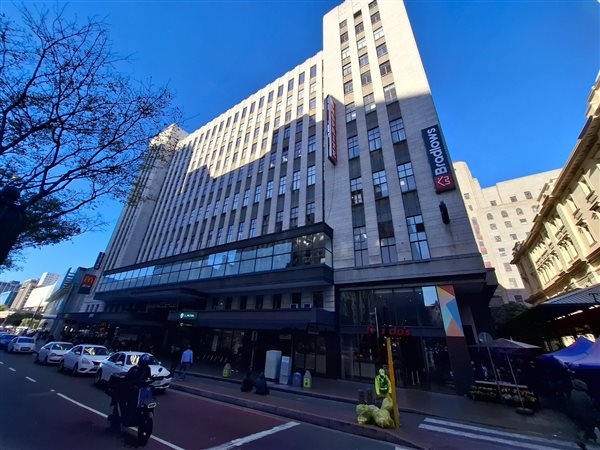 374 m² Commercial space 374 m² Commercial space