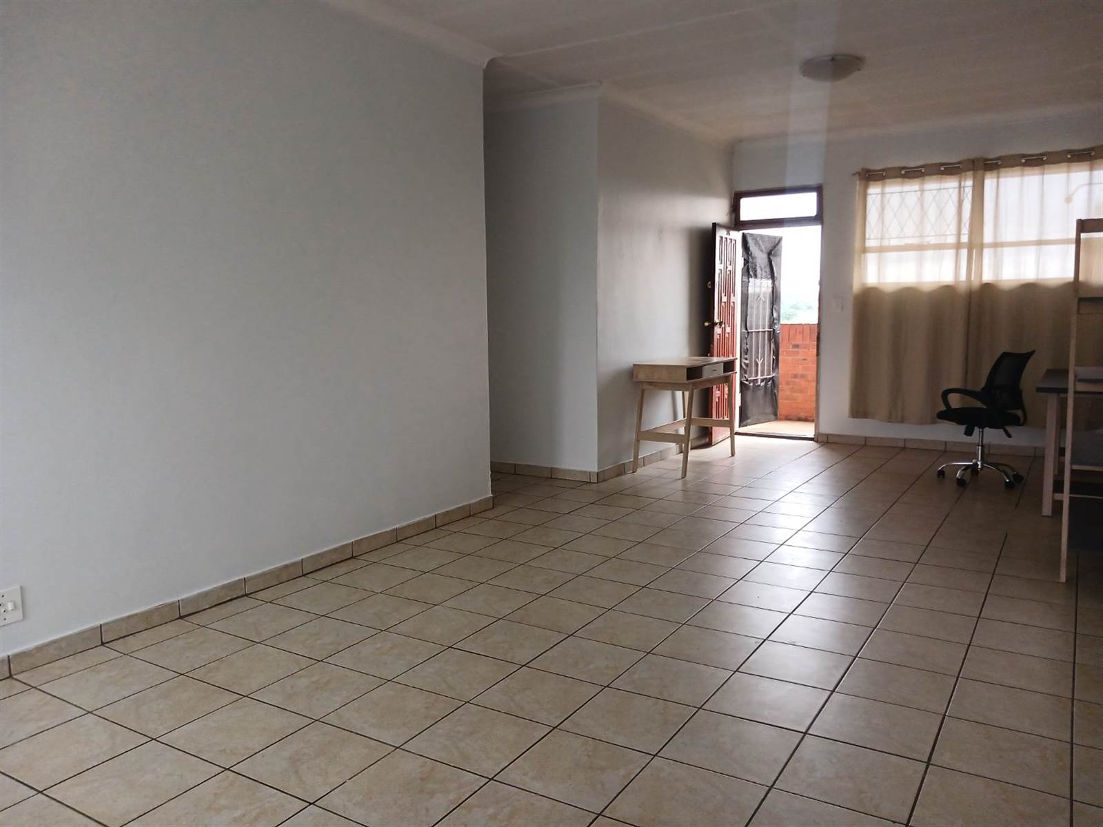 2 Bed Apartment in Edleen photo number 3