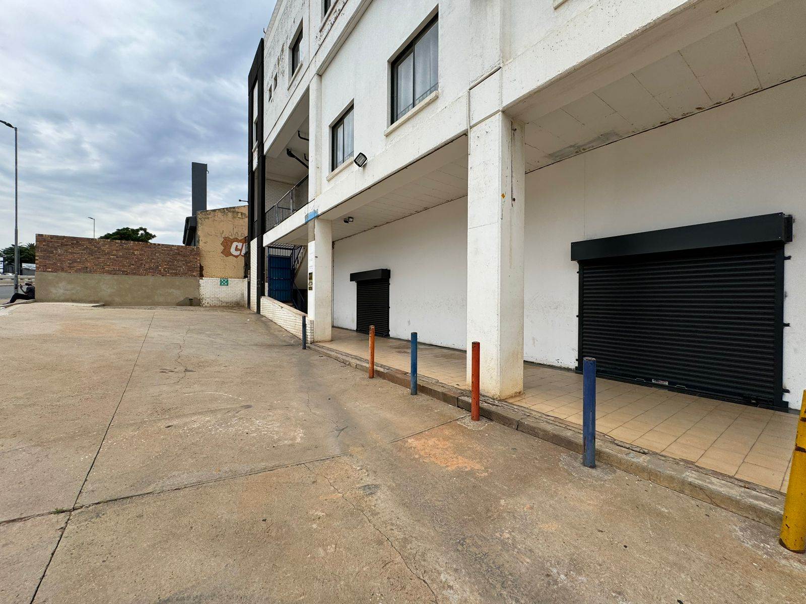 34.4  m² Commercial space in Wynberg photo number 4