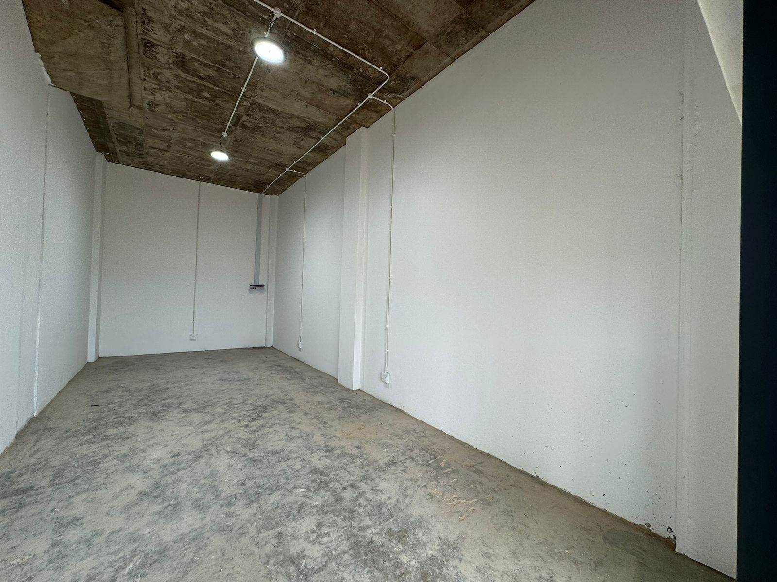 34.4  m² Commercial space in Wynberg photo number 23