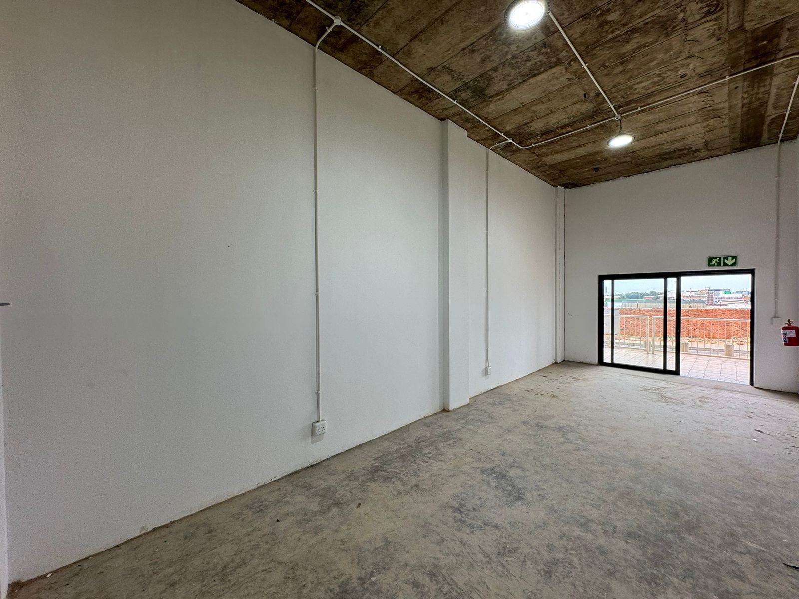 34.4  m² Commercial space in Wynberg photo number 8
