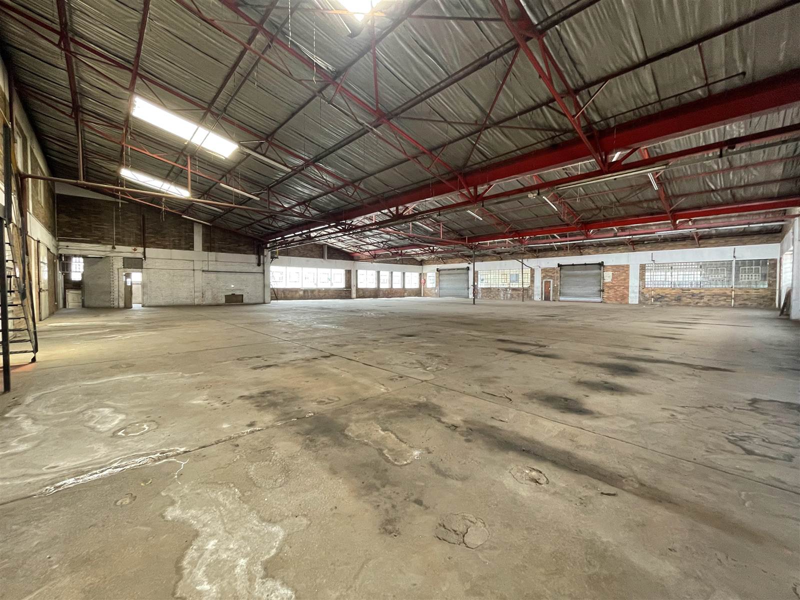 1554  m² Industrial space in Benrose photo number 6