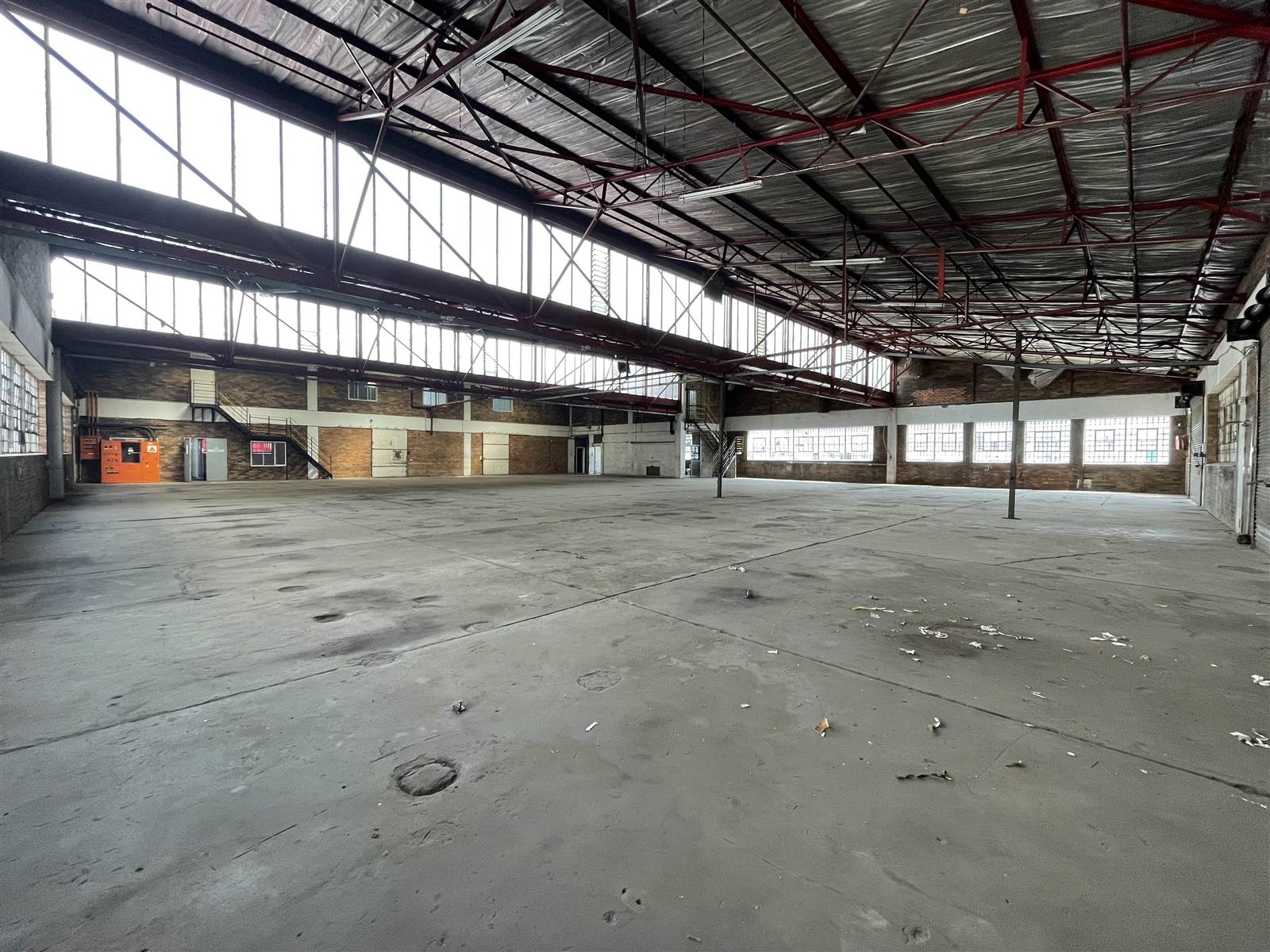 1554  m² Industrial space in Benrose photo number 3