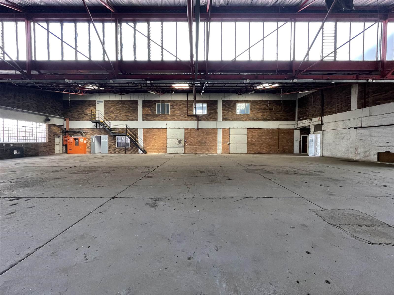 1554  m² Industrial space in Benrose photo number 12