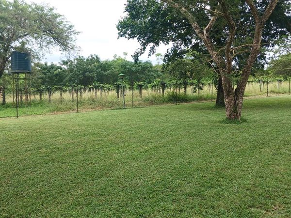 7.6 ha Farm 7.6 ha Farm