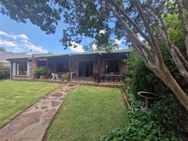 4 Bedroom House 4 Bedroom House