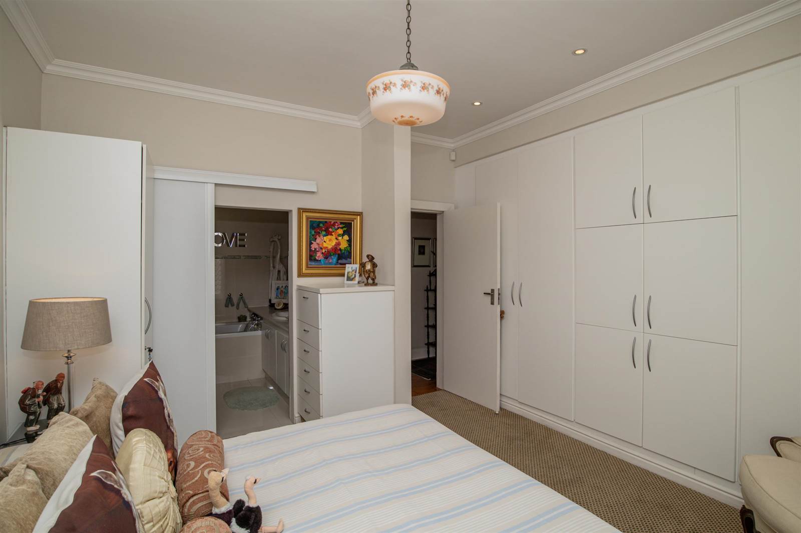 3 Bed House in Fresnaye photo number 18