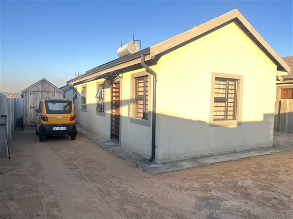 3 Bedroom House 3 Bedroom House