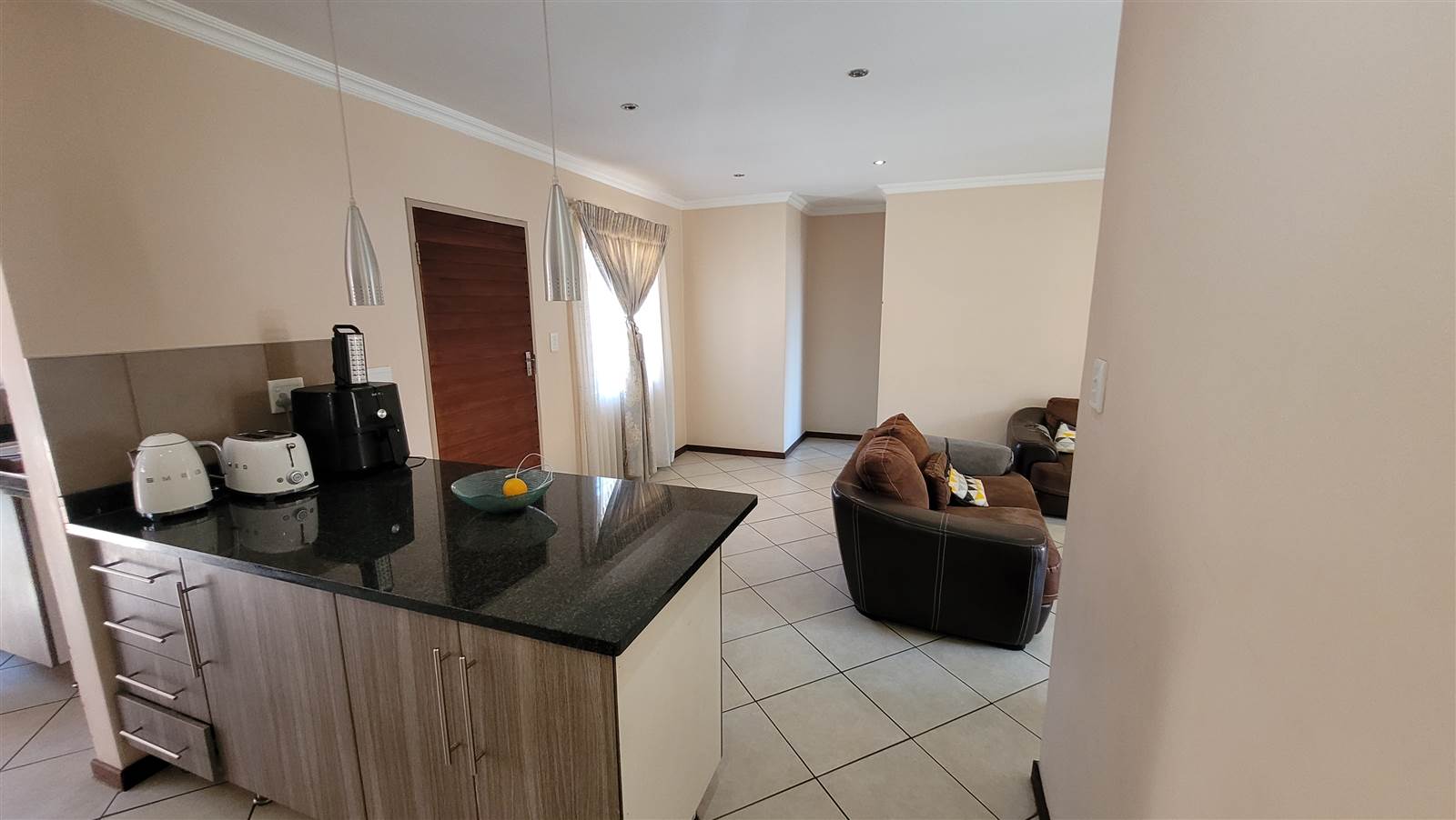 3 Bed Townhouse in Mooikloof Ridge photo number 8