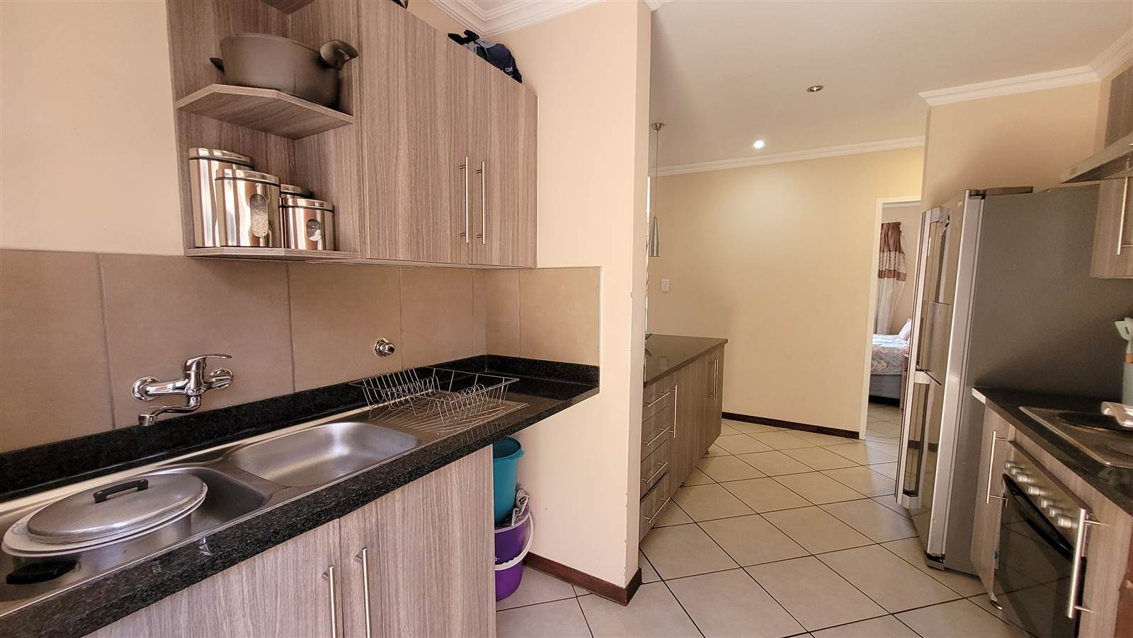 3 Bed Townhouse in Mooikloof Ridge photo number 12