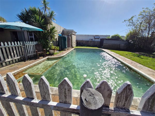 3 Bedroom House 3 Bedroom House