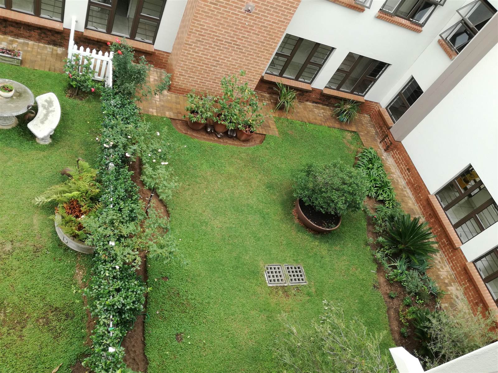 2 Bed Apartment in Douglasdale photo number 28