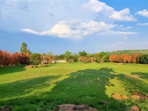 8645 m² Land available in Mooikloof Heights