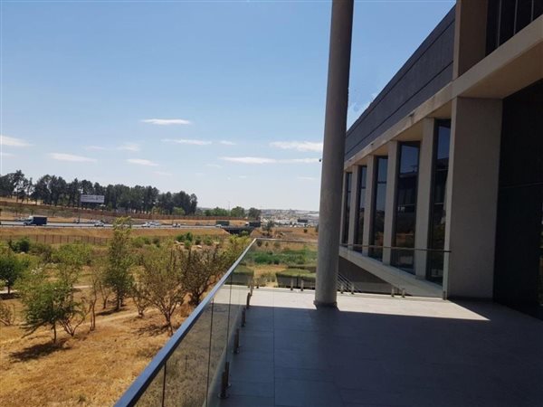 3179  m² Commercial space in Woodmead
