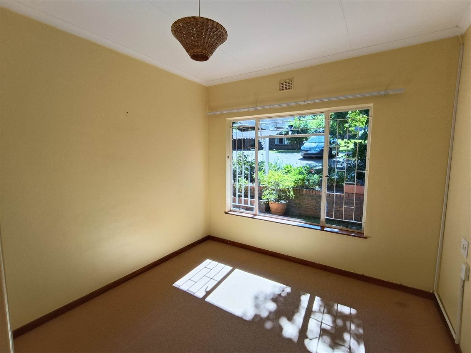 2 Bed Townhouse in Howick photo number 12