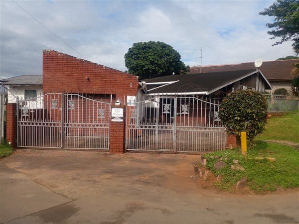3 Bedroom House 3 Bedroom House