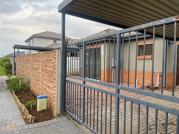 3 Bedroom House 3 Bedroom House