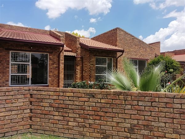 3 Bedroom House 3 Bedroom House