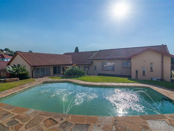 3 Bedroom House 3 Bedroom House