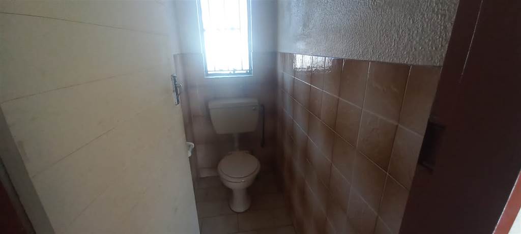 3 Bed House in Kwaguqa photo number 22