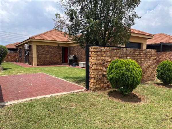 2 Bedroom House 2 Bedroom House