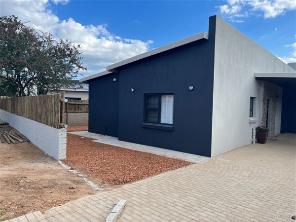 2 Bedroom House 2 Bedroom House