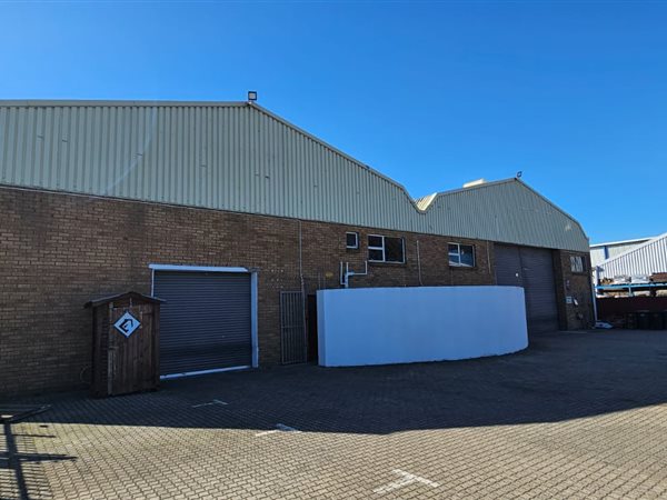 1 079  m² Industrial space